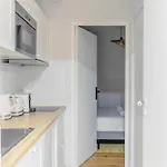 An Enchanting Parisian Hideaway