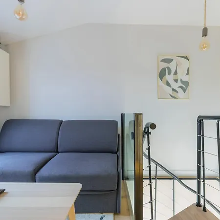 An Enchanting Parisian Hideaway *